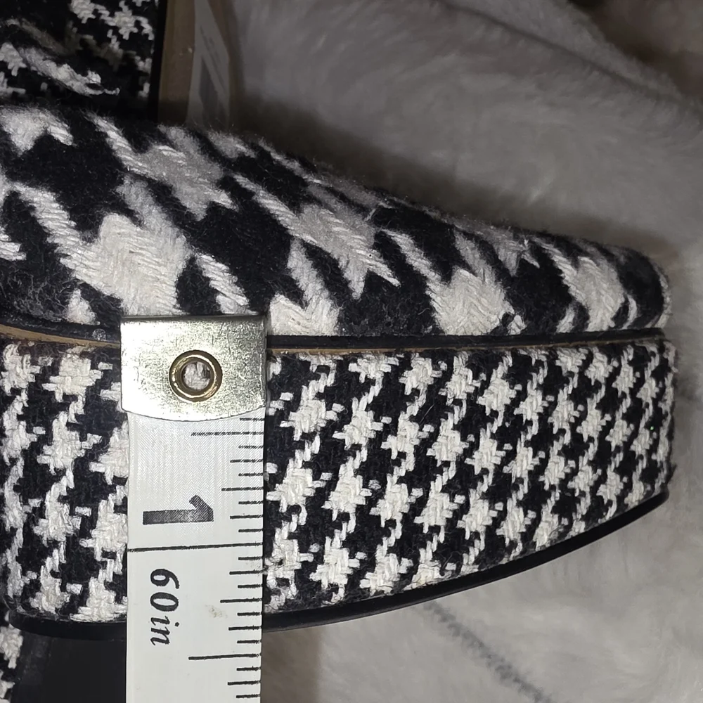 New York & Company Houndstooth Platform Heels - Picture 9 of 11